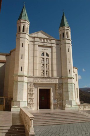 Basilica-of-Saint-Rita-of-Cascia-07